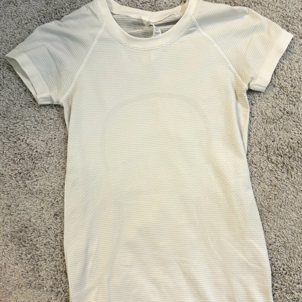 Lululemon white swiftly tech